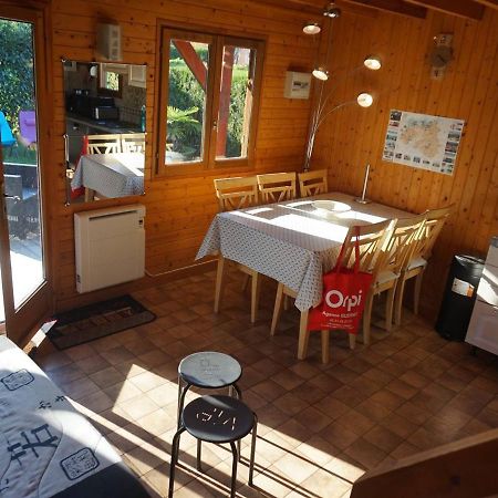 Chalet Avec Piscine Chauffee, Tennis Et Jardin Clos, A 1700M De La Plage De Cabourg - Fr-1-465-22 Bagian luar foto